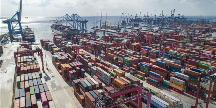 Turkey’s 11-Month Exports to Neighboring Countries Exceed $25 Billion