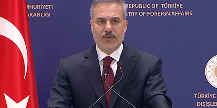 مخالفت آنکارا با هرگونه دخالت خارجی در امور داخلی ایران