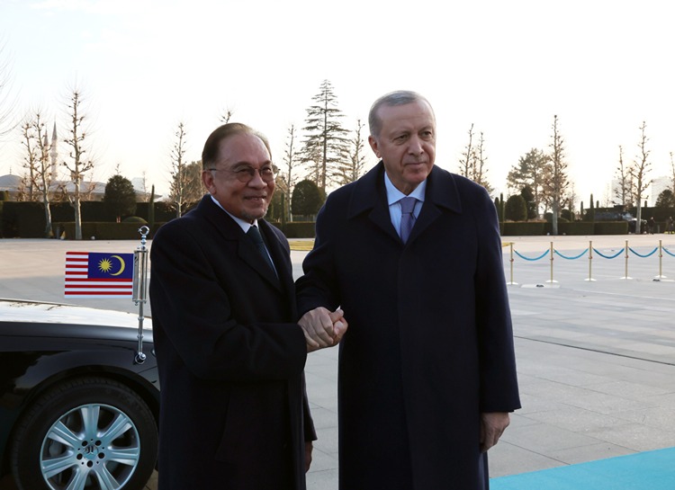 استقبال رسمی اردوغان از نخست وزیر مالزی در آنکارا