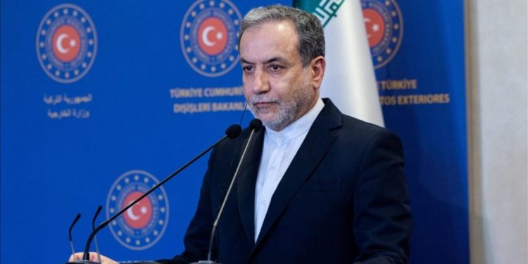 عراقچی رویکرد ترامپ را قانون جنگل خواند