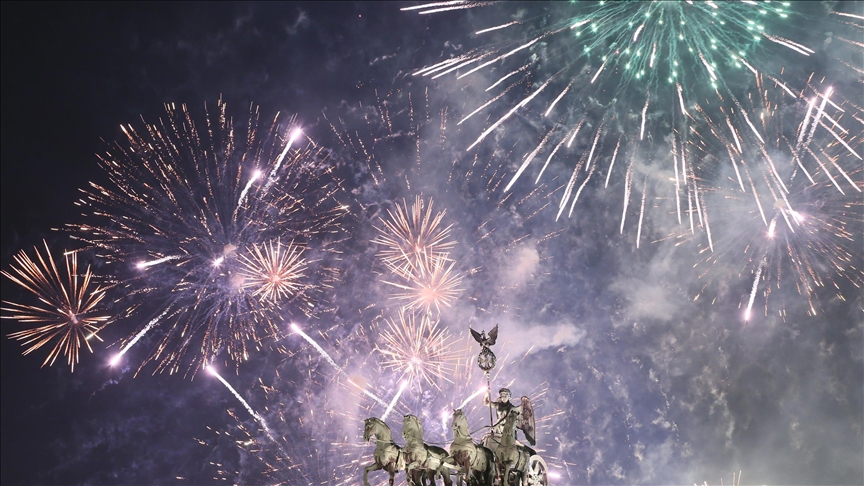 Europe’s New Year Celebrations Marked by Chaos and Mass Arrests