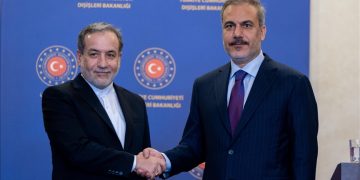 تماس های تلفنی فیدان با وزرای خارجه عربستان و ایران