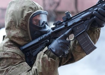 تولید تجهیزات دفاعی بومی برای مقابله با تهدیدهای شیمیایی و هسته‌ای