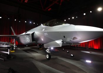 ادعاء السفير الأمريكي بشأن عقبات تسليم مقاتلات إف-35 لتركيا