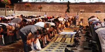 کمک ماه رمضانی ترکیه به خانواده‌های نیازمند در آذربایجان