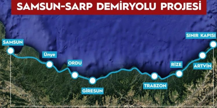 وزیر ترکیه: راه آهن ساحل دریای سیاه ترکیه را به قفقاز و آسیای میانه وصل می کند