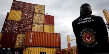 کشف ۷.۶ میلیارد لیر کالا و مواد مخدر قاچاق در ترکیه