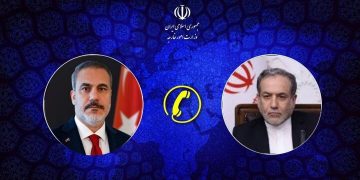 وزیر امور خارجه ترکیه شهادت رهبر معظم انقلاب را تسلیت گفت