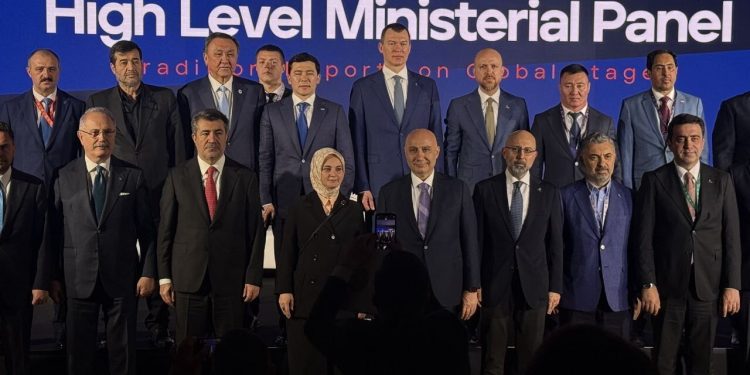 فرزند اردوغان: جهانی که در آن کودکان در معرض جنگ باشند پذیرفتنی نیست