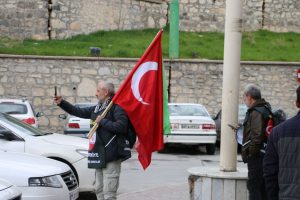 Turkish Solidarity Caravan Enters the Country via the Makou Border