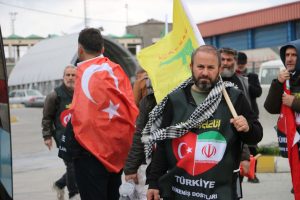 Turkish Solidarity Caravan Enters the Country via the Makou Border