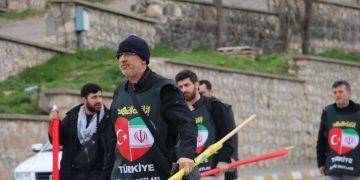 Turkish Solidarity Caravan Enters the Country via the Makou Border