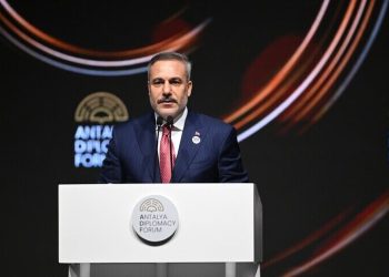 وزیر خارجه ترکیه: جنگ افروزی اسرائیل تهدیدی برای امنیت جهانی است