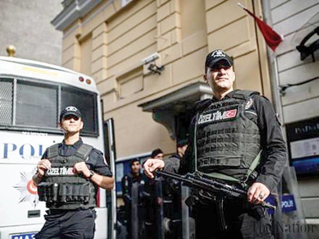 هجوم مسلح على مدرسة ثانوية في تركيا: 16 جريحًا