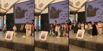 Ripping photos of Trump and Netanyahu in Turkey