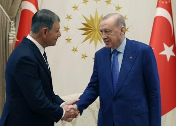 Izmir Mayor’s Party Switch and Joining the Justice and Development Party