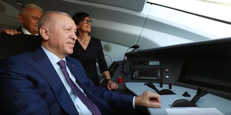 Turkey Opens Çerkezköy Kapıkule High Speed Train Line