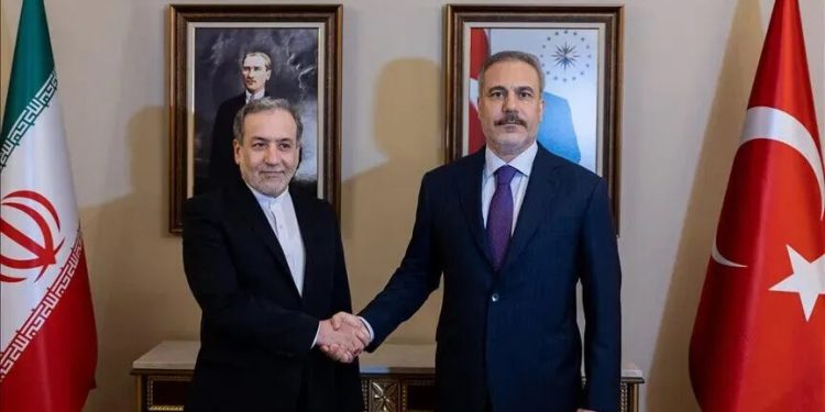 Telephone Conversation Between the Foreign Ministers of Iran and Turkey About Regional Developments and Yemen