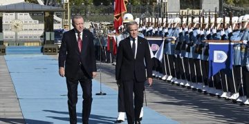 استقبال اردوغان از نخست وزیر کانادا و هدف گذاری برای تجارت